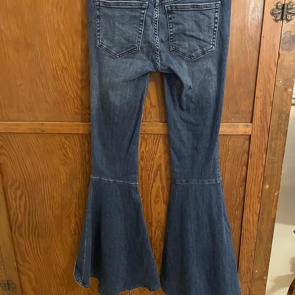 Free People ruffle flares size 25 - Picture 4 of 4